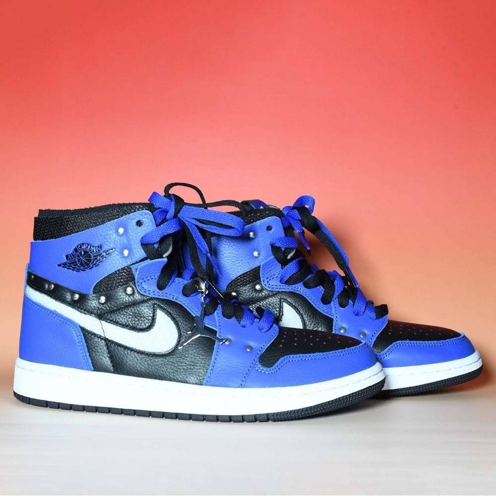 Jordan Air Retro High Zoom Sisterhood - Picture 2 of 8